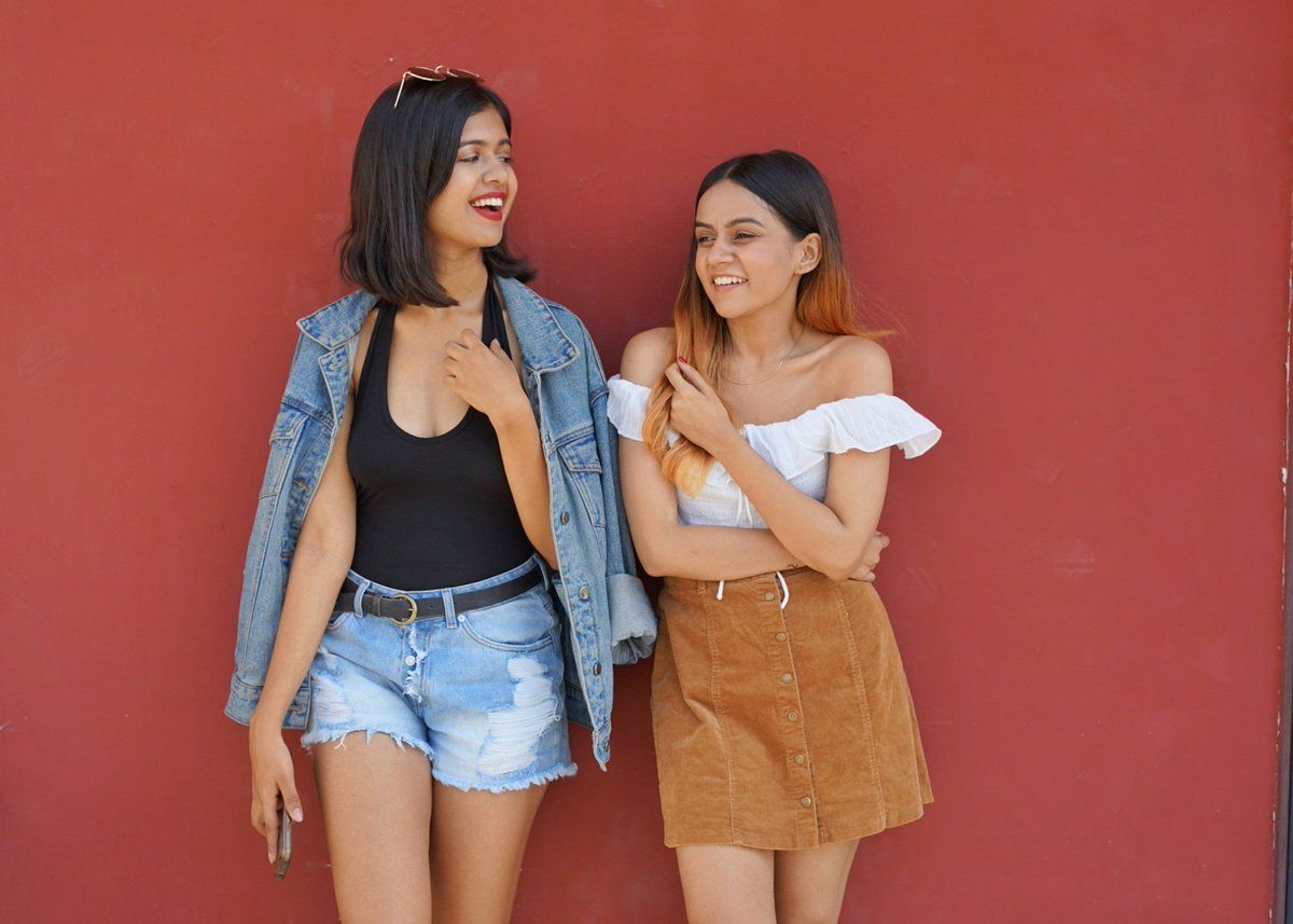 Fashion bloggers are the ones who keep us updated on the new fashion trends.  In this article, we bring you the top 12 Indian