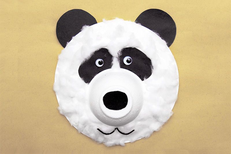 Bear mask with paper plates